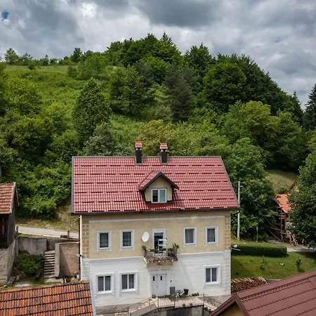 Dvije Lipe Apartment